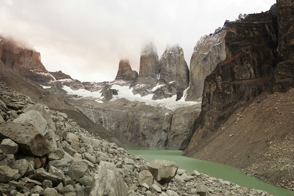 Où séjourner pour des vacances en Patagonie avec des excursions de pêche et des ateliers de photographie?